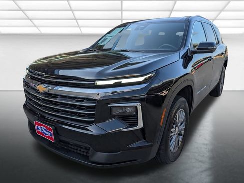 Certified 2024 Chevrolet Traverse LT FWD image 29
