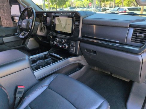 Used 2023 Ford F450 Lariat image 26