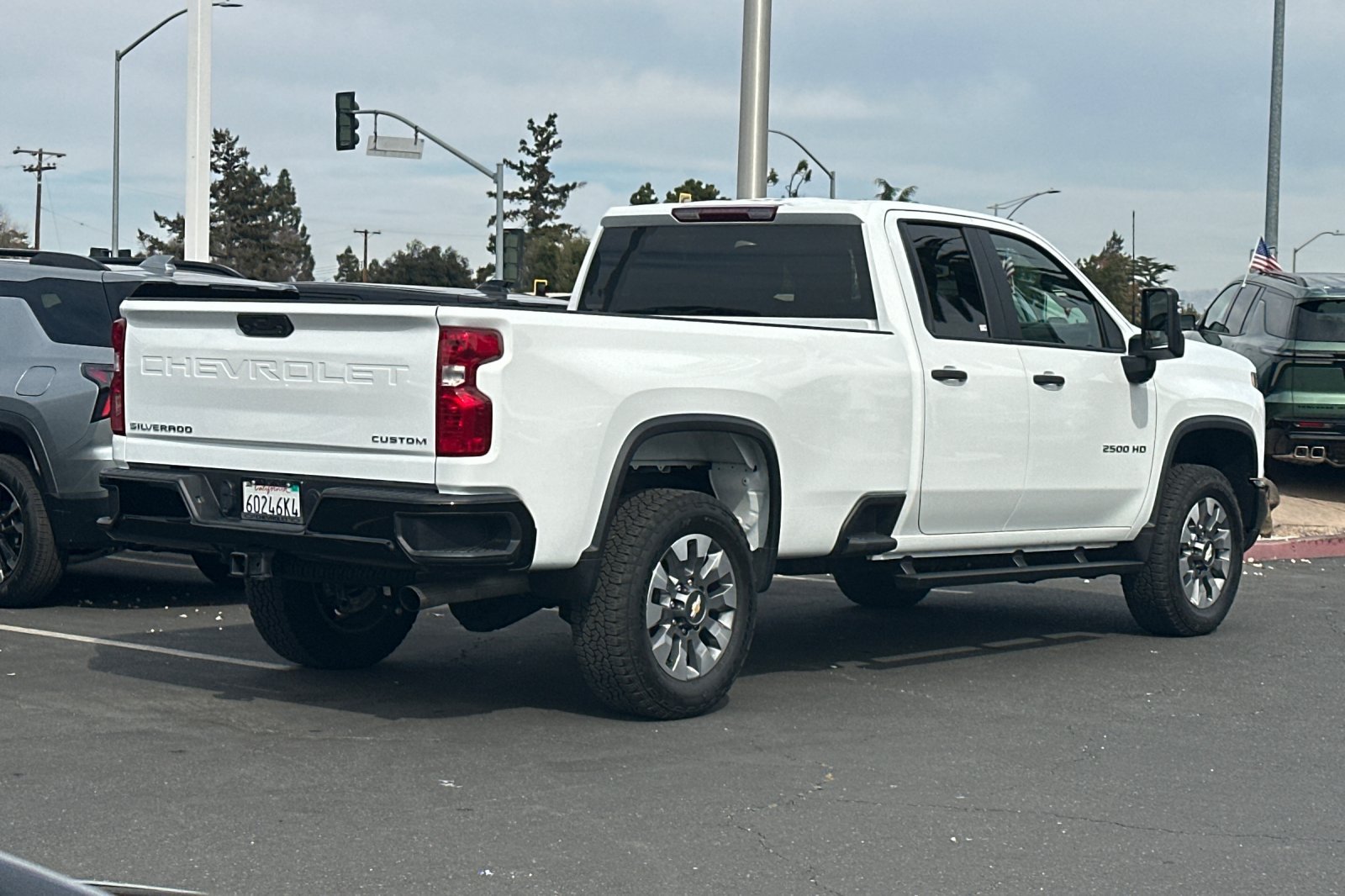 Used 2026 Chevrolet Silverado 2500 Custom w/ Custom Convenience Package RWD image 5