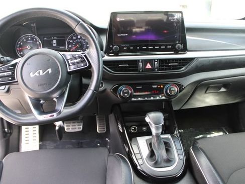 Used 2022 Kia Forte GT-Line w/ GT-Line Premium Package FWD image 14