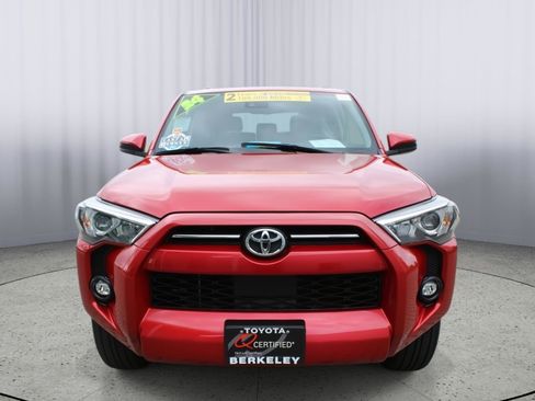 Used 2024 Toyota 4Runner SR5 image 3