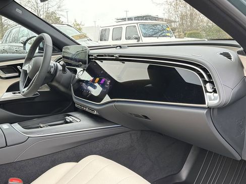 New 2026 Mercedes-Benz E 350 4MATIC Sedan image 21