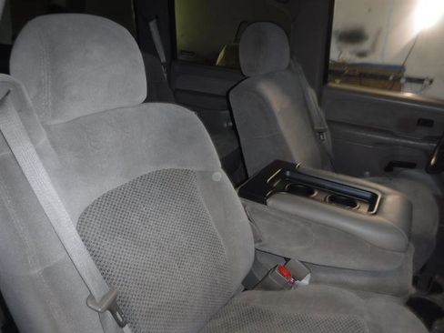 Used 2002 Chevrolet Silverado 1500 LS w/ Off-Road Skid Plate Pkg image 11