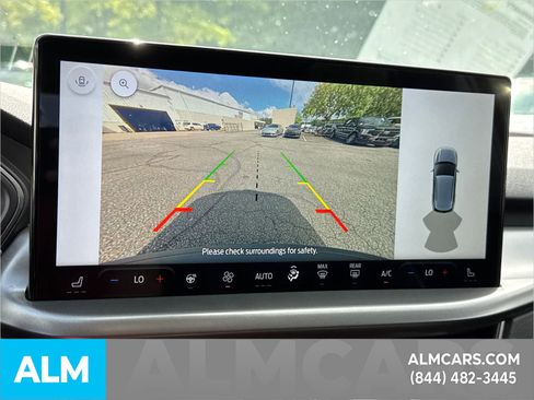 Used 2023 Ford Escape SE image 35