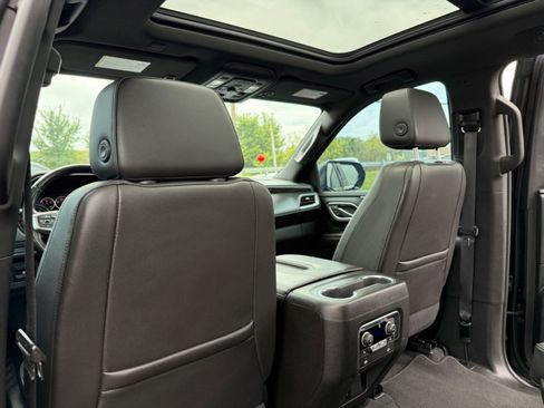 Used 2021 Chevrolet Tahoe LT w/ LT Signature Package AWD/4WD image 31
