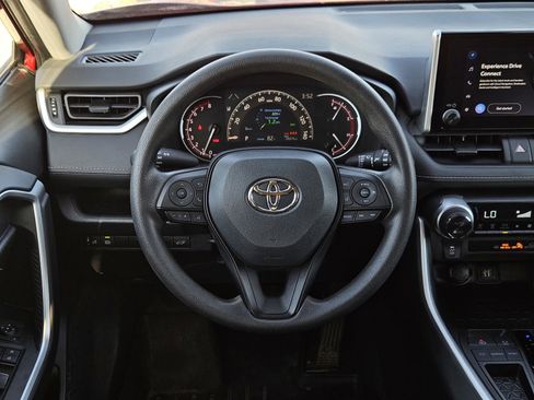 Used 2023 Toyota RAV4 XLE w/ Convenience Package image 14