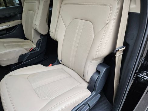 Used 2024 Ford Expedition Max Limited image 26
