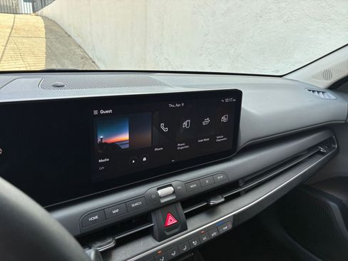 Used 2025 Kia K4 LXS image 20