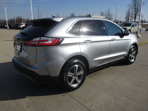Used 2023 Ford Edge SEL w/ Convenience Package AWD/4WD image 7