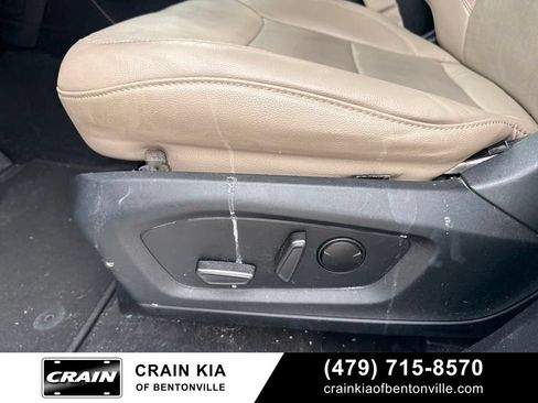 Used 2021 Ford Explorer Limited w/ Equipment Group 301A RWD image 13