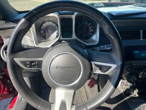 Used 2010 Chevrolet Camaro SS image 9