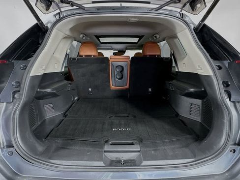 Used 2018 Nissan Rogue SL w/ Premium Package FWD image 21