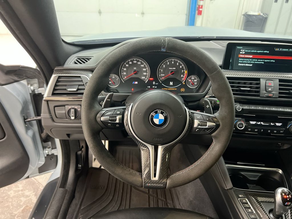 Used 2017 BMW M4 Coupe RWD image 11