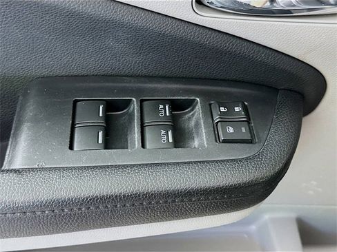 Used 2017 Honda Pilot EX-L image 29