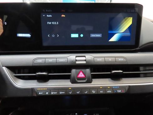 Used 2025 Kia K4 LXS image 23