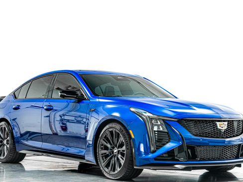 Used 2026 Cadillac CT5 V Blackwing w/ Deep Ocean Appearance Package RWD image 35