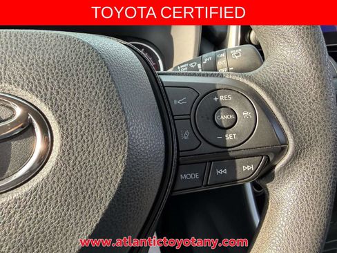 Certified 2025 Toyota RAV4 XLE AWD/4WD image 29