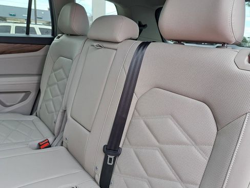 New 2026 Volkswagen Atlas SE FWD image 24