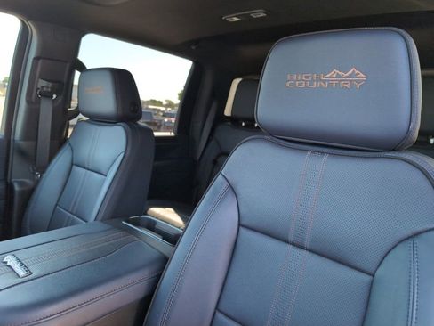 Used 2024 Chevrolet Silverado 3500 High Country w/ High Country Premium Package image 16