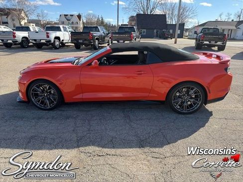 Used 2021 Chevrolet Camaro ZL1 w/ LPO, ZL1 Protection Package RWD image 6