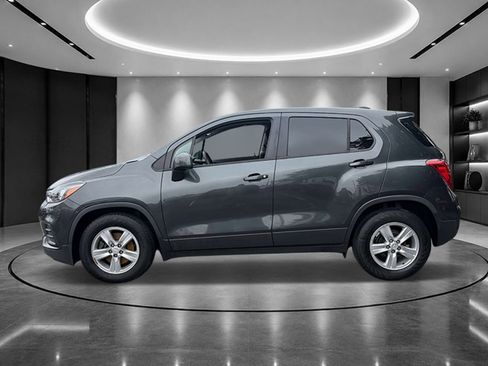 Certified 2019 Chevrolet Trax LS w/ Tint and Cruise Package FWD image 3