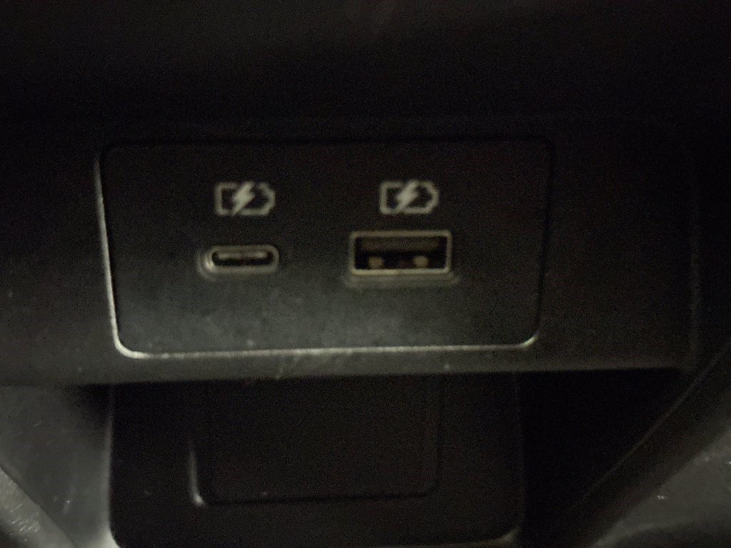 Used 2024 Mitsubishi Outlander SE FWD image 42