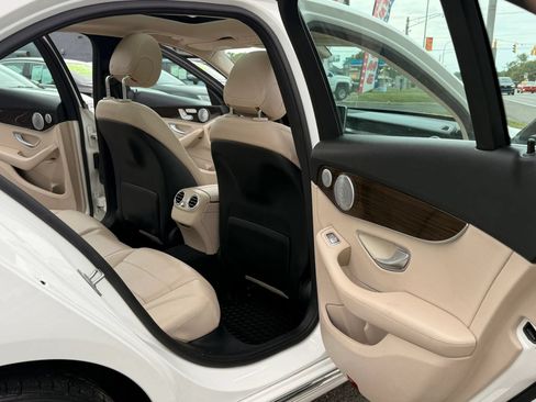 Used 2017 Mercedes-Benz C 300 4MATIC Sedan image 14