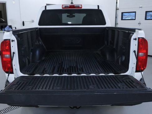 Used 2021 Chevrolet Colorado LT AWD/4WD image 15