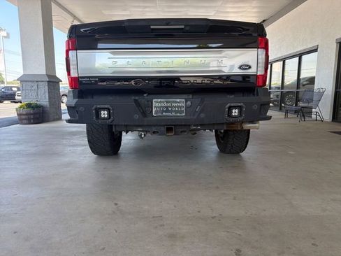 Used 2019 Ford F250 Platinum w/ Platinum Ultimate Package AWD/4WD image 28