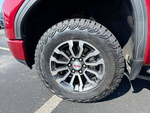 Used 2020 GMC Sierra 1500 AT4 w/ AT4 Premium Package AWD/4WD image 10