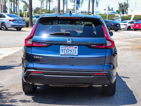 Certified 2025 Honda CR-V EX image 12