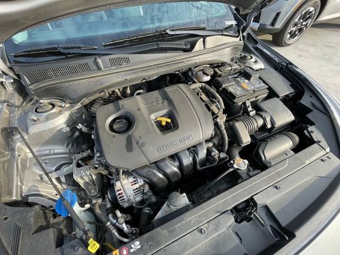 Certified 2024 Kia Forte LXS w/ LXS Technology Package image 28