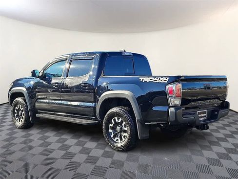 Used 2022 Toyota Tacoma TRD Off-Road image 5