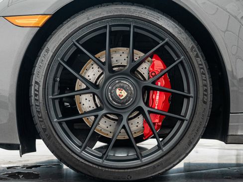 Used 2018 Porsche 911 Targa 4 GTS AWD/4WD image 10