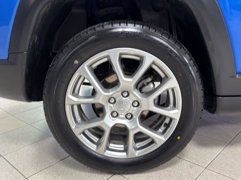 Used 2022 Jeep Compass Latitude image 70