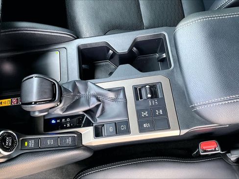 Used 2025 Toyota Land Cruiser image 15