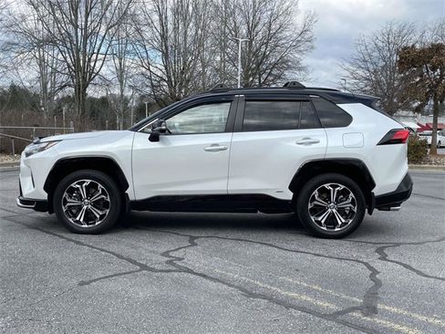 Used 2025 Toyota RAV4 XSE image 2