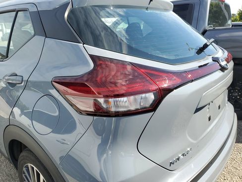 Certified 2023 Nissan Kicks SV FWD image 18
