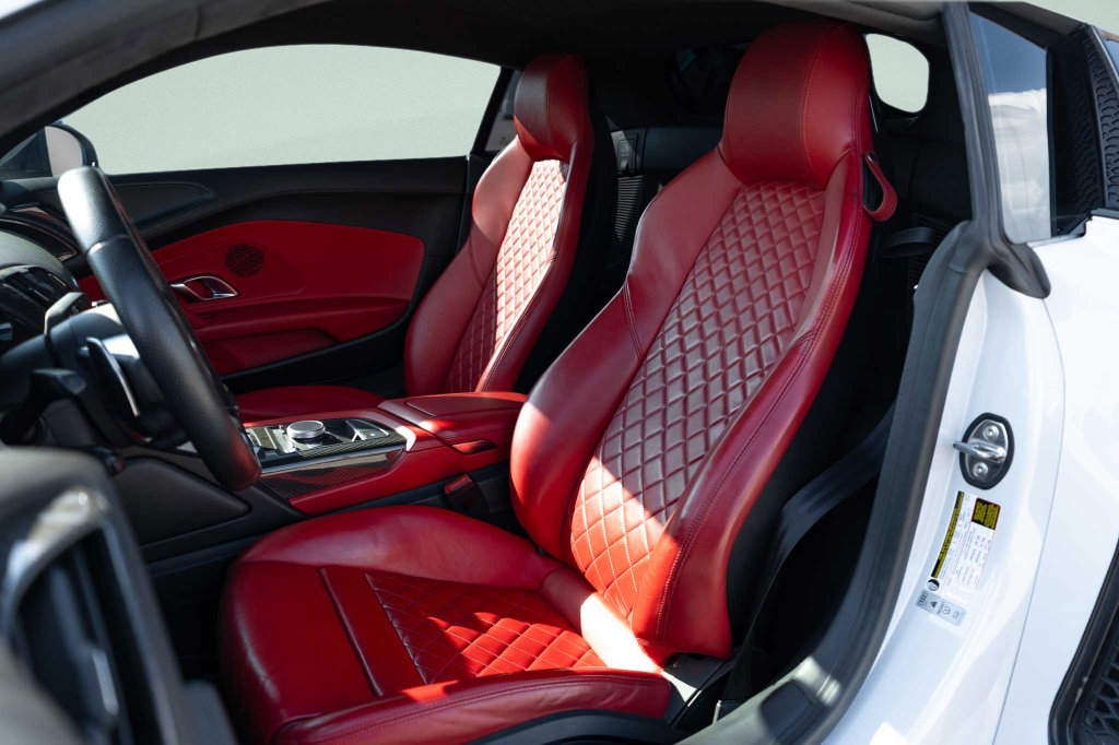 Used 2018 Audi R8 V10 plus AWD/4WD image 24
