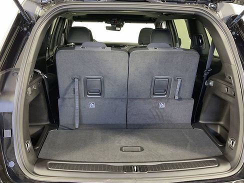 New 2025 Jeep Grand Cherokee L Laredo image 33