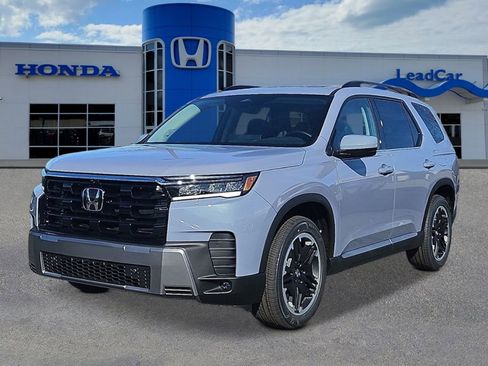New 2026 Honda Pilot Touring image 1