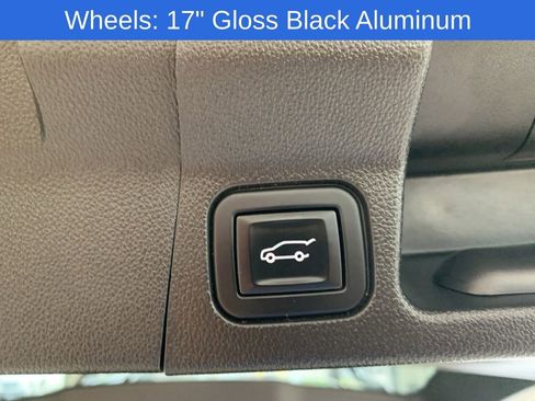 Used 2021 GMC Acadia AT4 w/ Technology Package AWD/4WD image 16