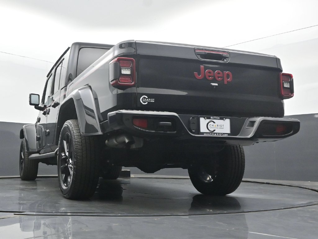 Used 2023 Jeep Gladiator Overland AWD/4WD image 57