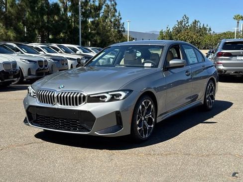 New 2026 BMW 330i Sedan w/ M Sport Package RWD image 2