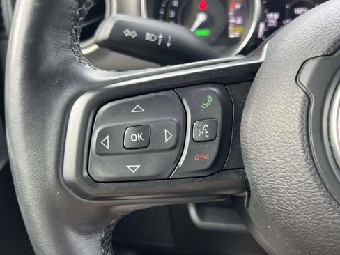 Used 2023 Jeep Wrangler Unlimited w/ Cold Weather Group image 21