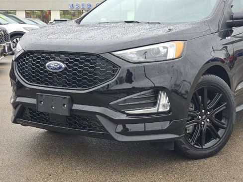 Certified 2022 Ford Edge ST-Line w/ Class II Trailer Tow Package image 2
