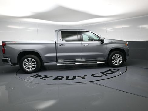 Used 2023 Chevrolet Silverado 1500 LTZ AWD/4WD image 10