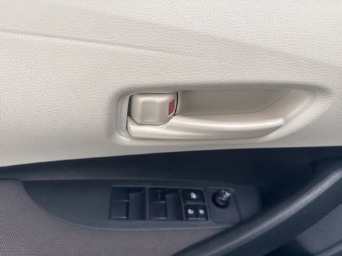 Used 2026 Toyota Corolla LE FWD image 20