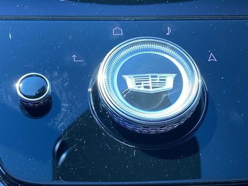 Certified 2025 Cadillac Escalade Sport Platinum w/ LPO, ONYX Package AWD/4WD image 39