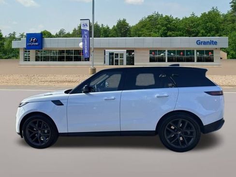 Used 2024 Land Rover Range Rover Sport SE image 9
